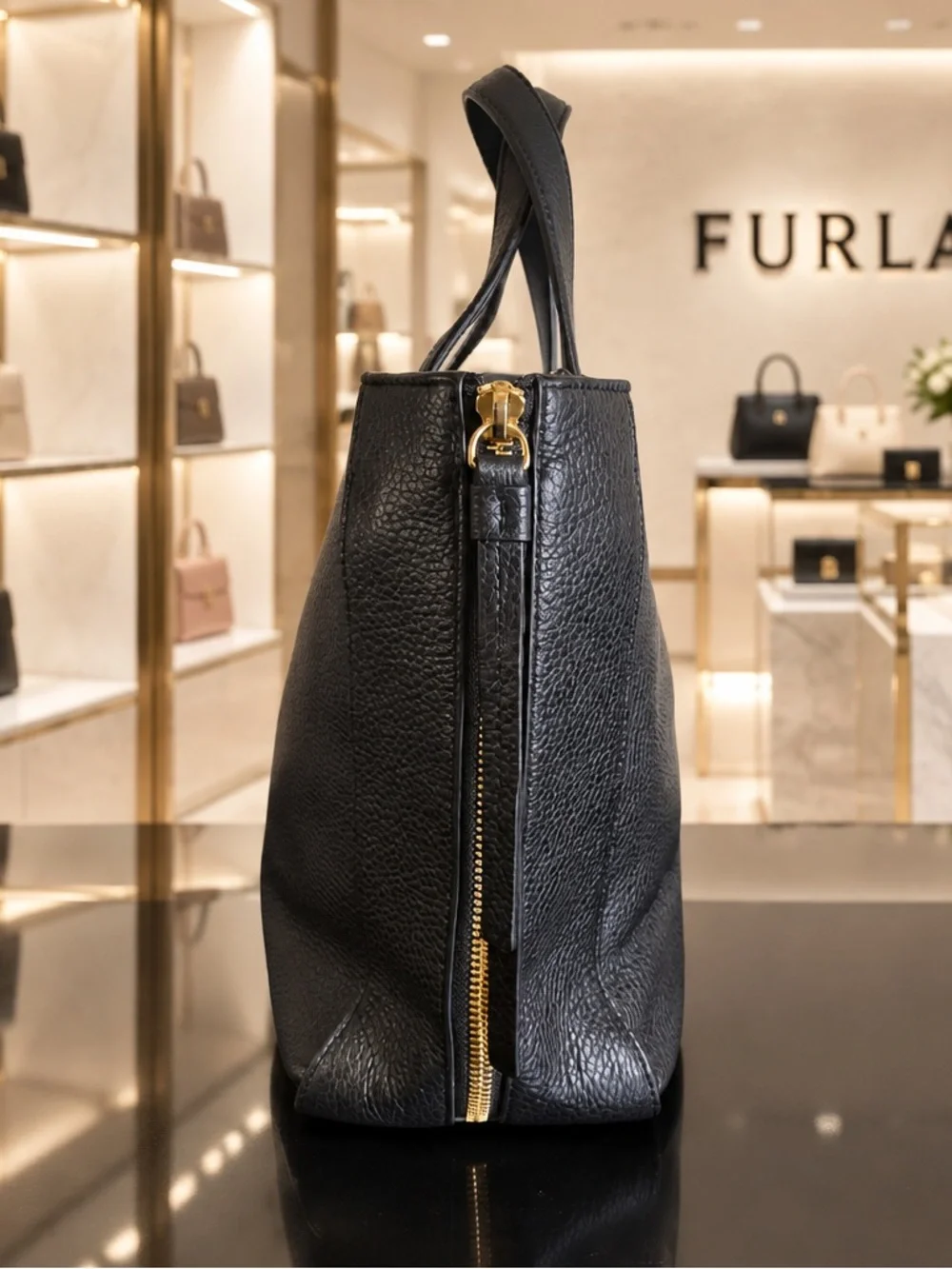 🌸Furla Eva Medium 2-Way Tote Bag EUC 🌸